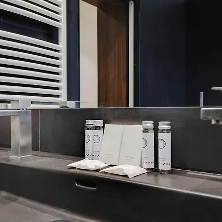 Διαμέρισμα Amazing 4p 1 Bedroom - Cite Magenta *